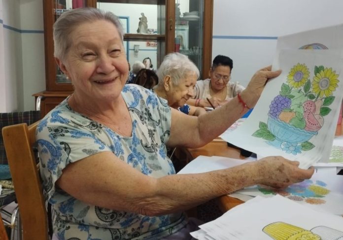 Desarrollo Social habilita nuevos números para consultas sobre el programa de adultos mayores
