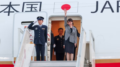La primera ministra de Japón llegó a India para mantener conversaciones comerciales y de seguridad energética